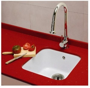 ¿Cómo limpiar nuestros fregaderos para que queden relucientes